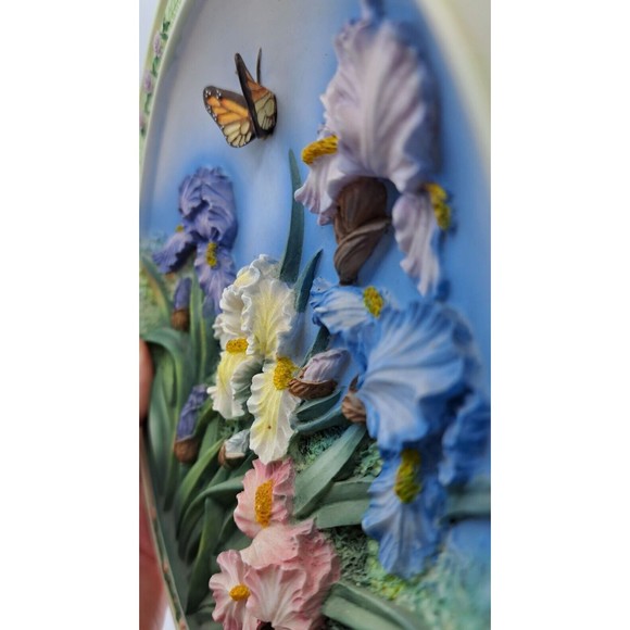 Lena Liu's Beautiful Gardens "The Iris Garden" 3-D Collector Plate - No. C12512 - Picture 7 of 14